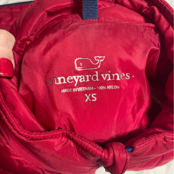 Vineyard Vines Men's Mountain Weekend Vest in Lifeguard Red XS Excellent Cond - Picture 6 of 9